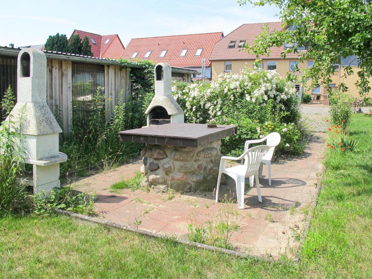 Apartment Old Huesung - Muz326 By Interhome Mirow Zewnętrze zdjęcie
